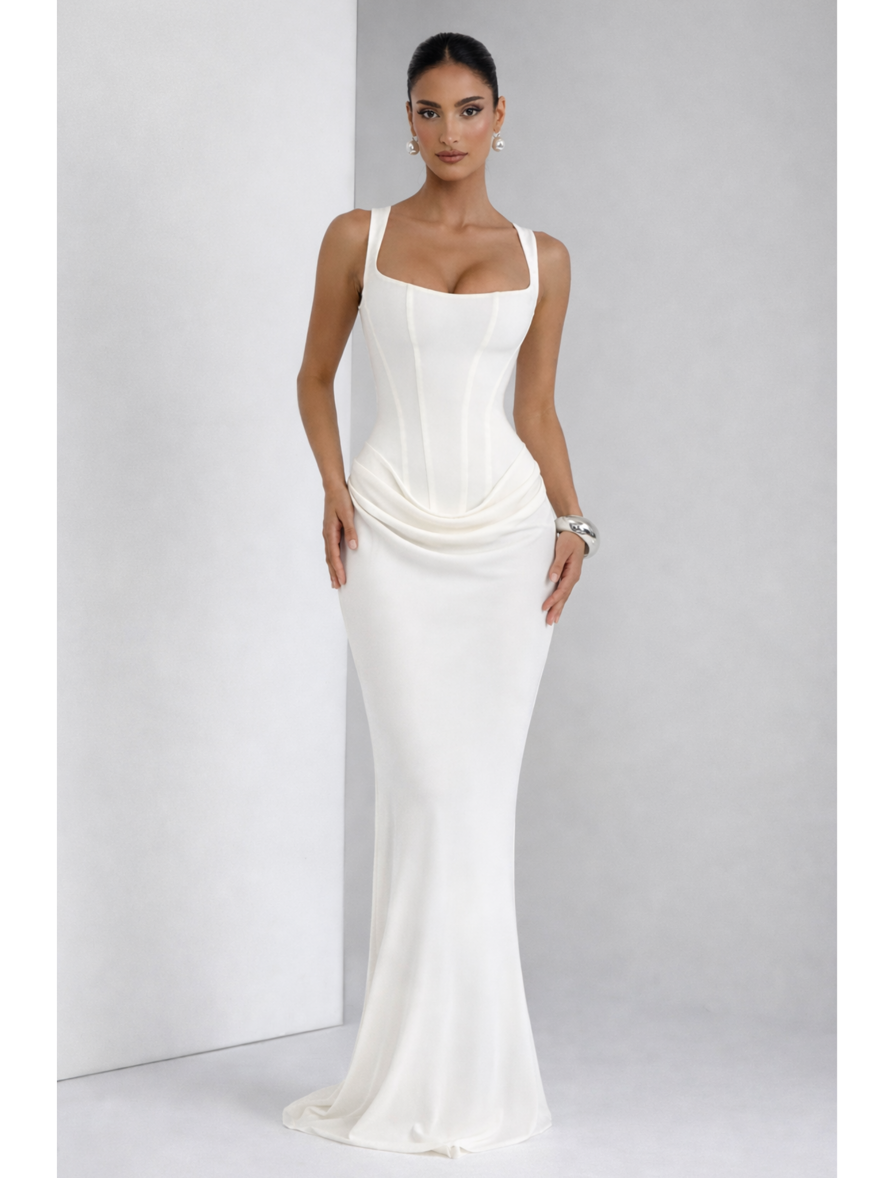 LEONOR™ | Vestido maxi de escote cuadrado