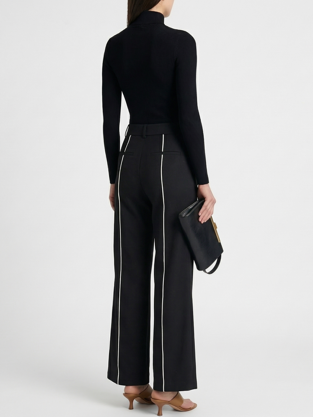 ANDREA™ | Dos Piezas Cuello Alto