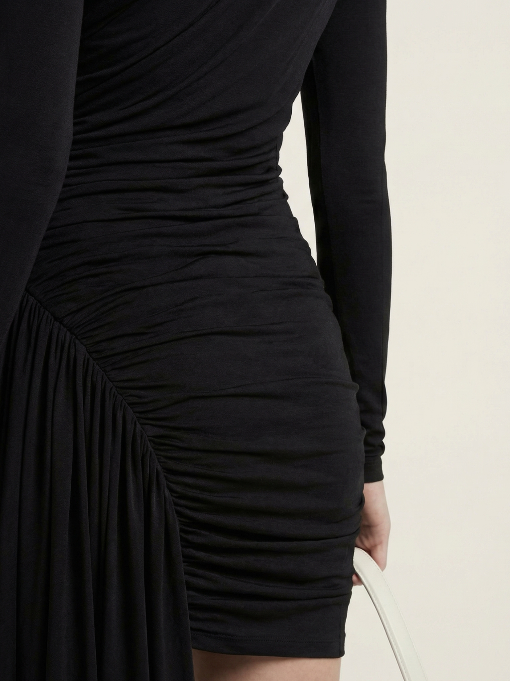 Dalia™ | Vestido drapeado con caída lateral