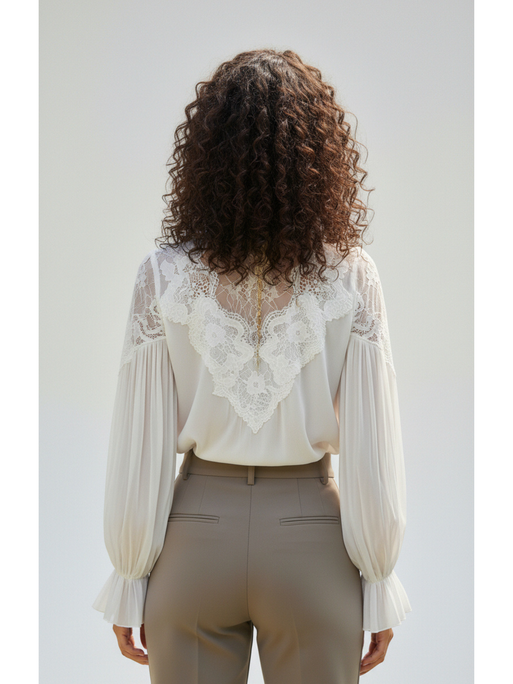 CAROLINA™ | Blusa Encaje Cuello V