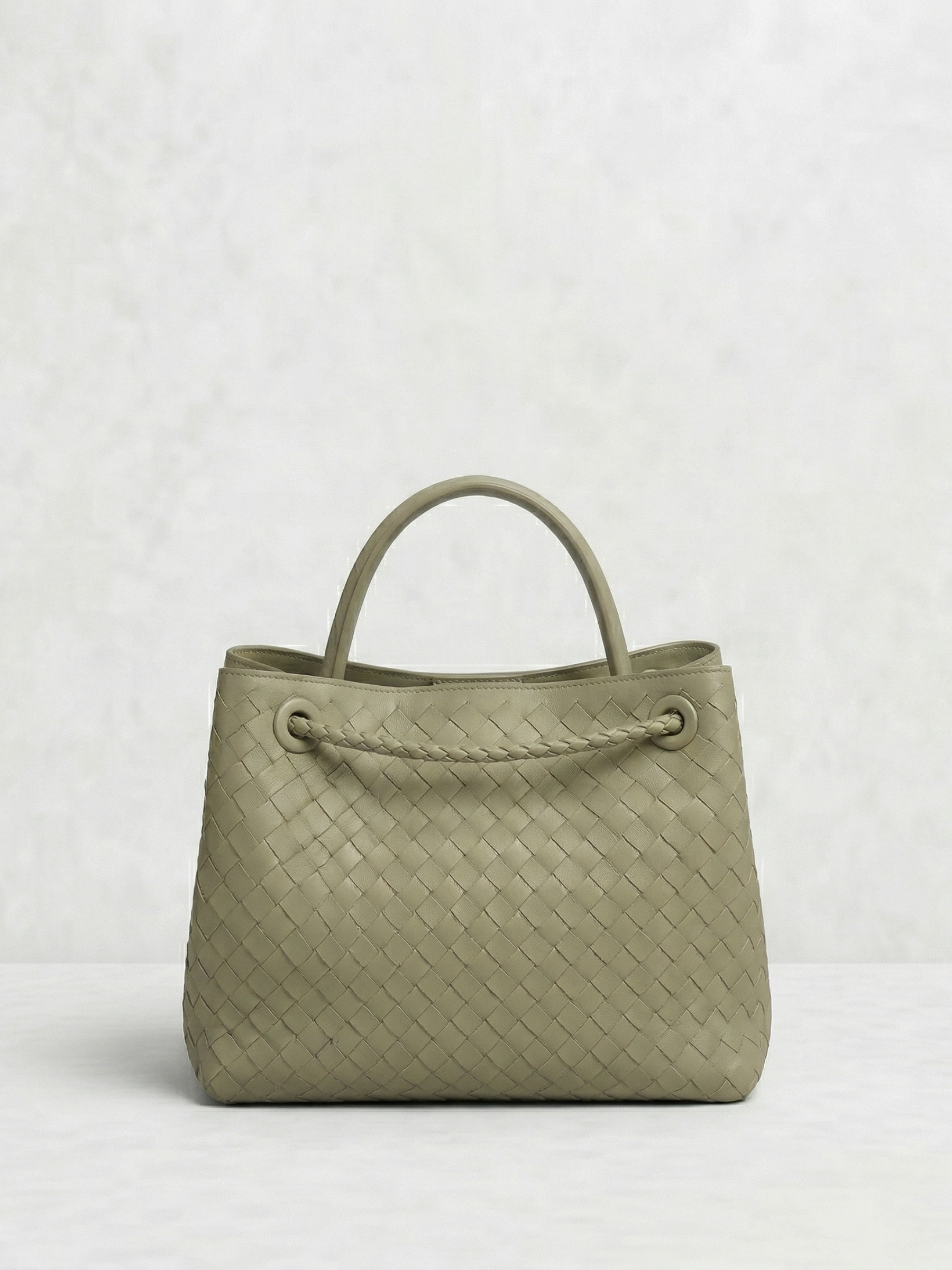 Defne™ Woven Bag