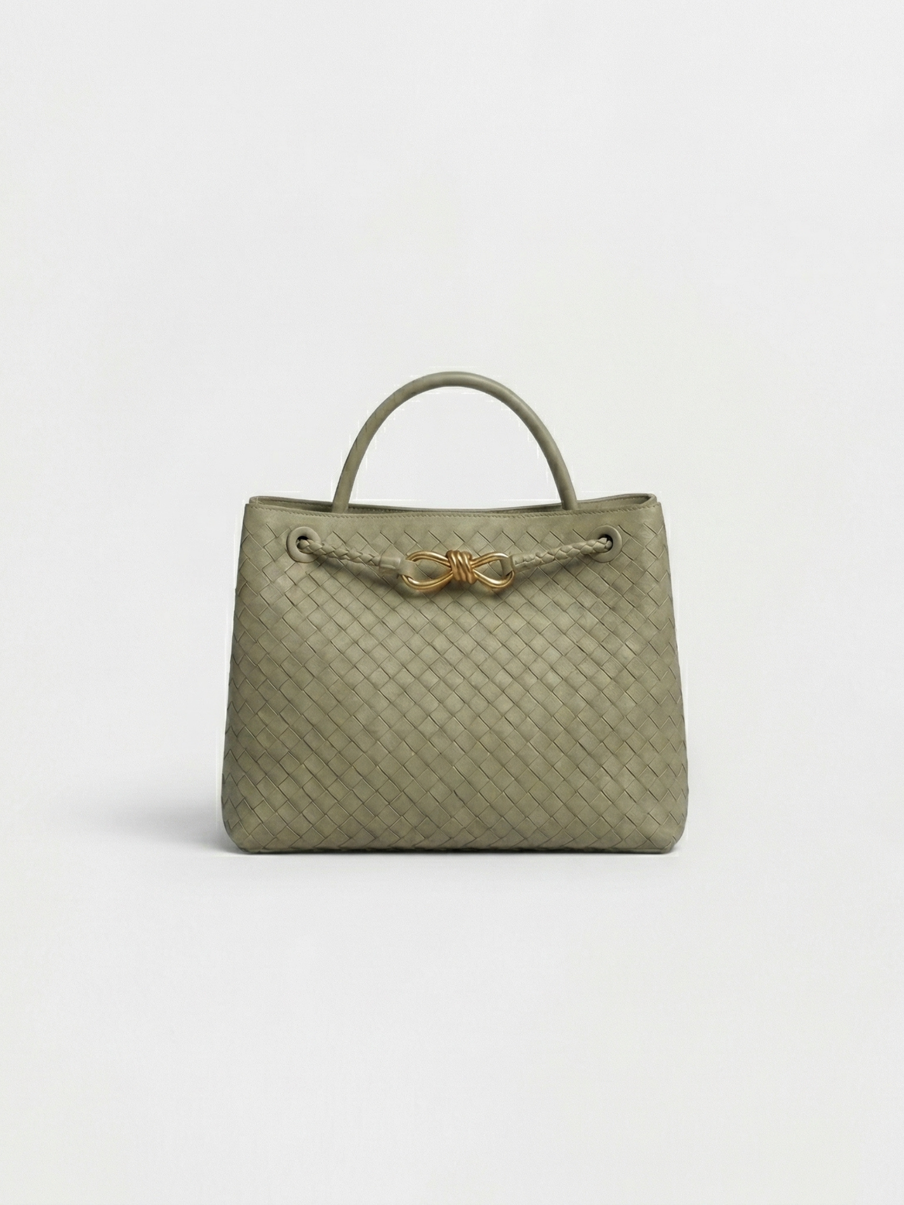 Defne™ Woven Bag